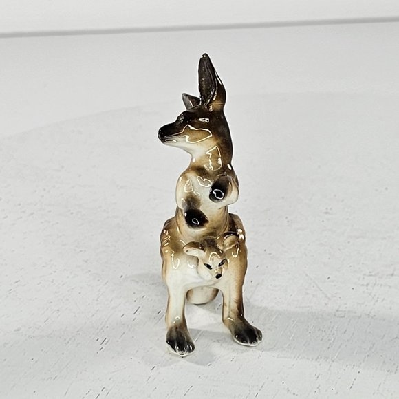 Vintage Kangaroo Joey Mom Baby Miniature Figurine Bone China Dollhouse - Picture 2 of 6